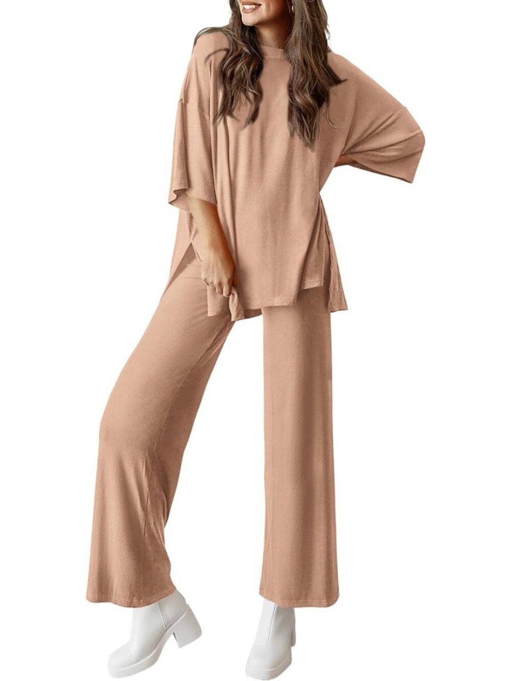 Chic Two-Piece Lounge Set for Women | Comfy Matching Outfit for Relaxation